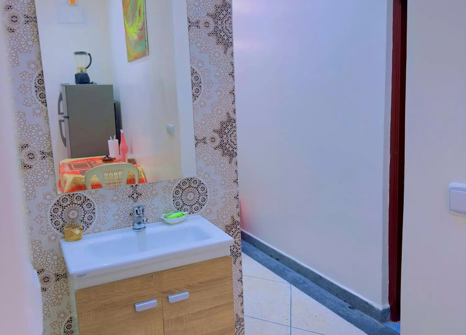 Quiet Central Home Near Beach - High Speed Wifi, Free Parking & Private Entry 아가디르 0*,